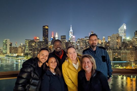 From Bar to Bar on the Vibrant Rooftops of New York