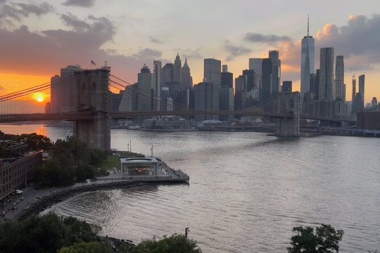 Brooklyn and Manhattan Bridges Walking Tour