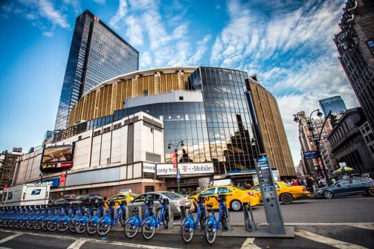 Private Tour in Madison Square Garden