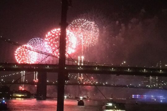 NYC: July 4 Macys Fireworks Cruise over Statue of Liberty