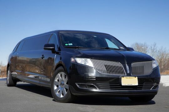 New York City Airport Arrival Transfer by Limo LGA JFK EWR