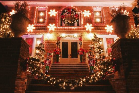 DHCL – Dyker Heights Christmas Lights Tour w/ gifts for the kids