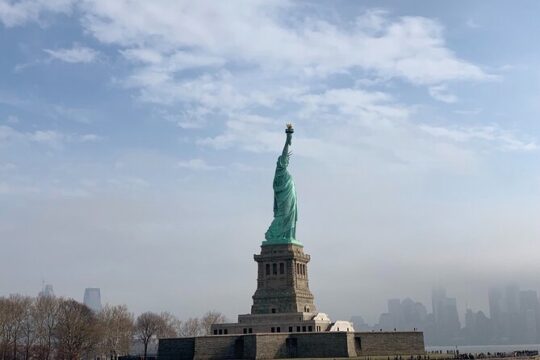 Family Friendly Statue of Liberty and Ellis Island Private Tour